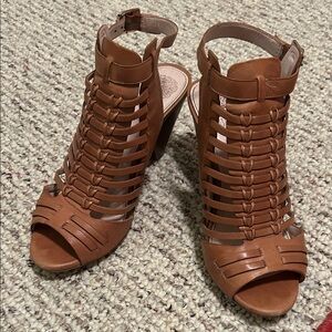 Vince Camuto ankle boot sandal bootie brown 6.5